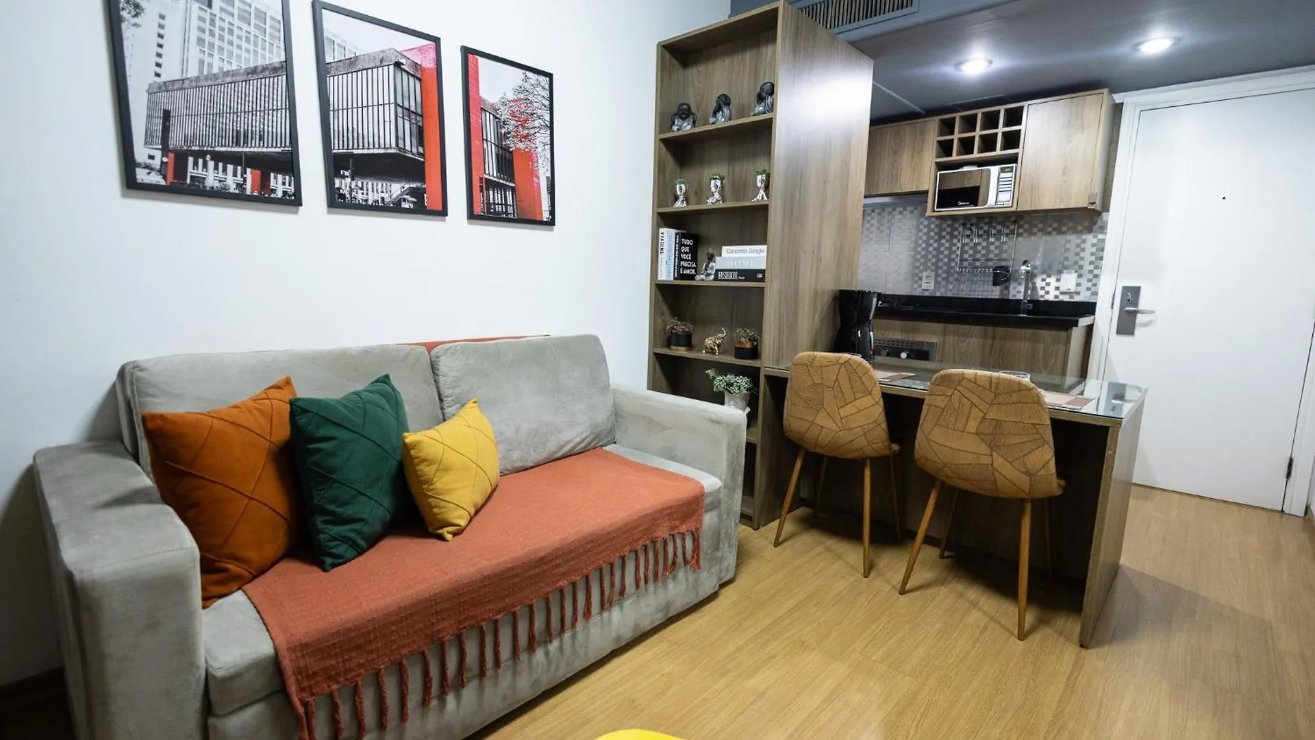 Flat Jardim Paulista contacts